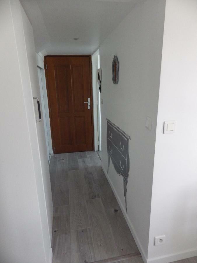 Les Tournelles Apartment Versailles Exterior photo